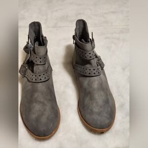 Gray Ankle Boots with Cutout Straps